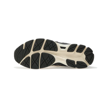 AS GEL-NYC 'White & Smoke Grey'